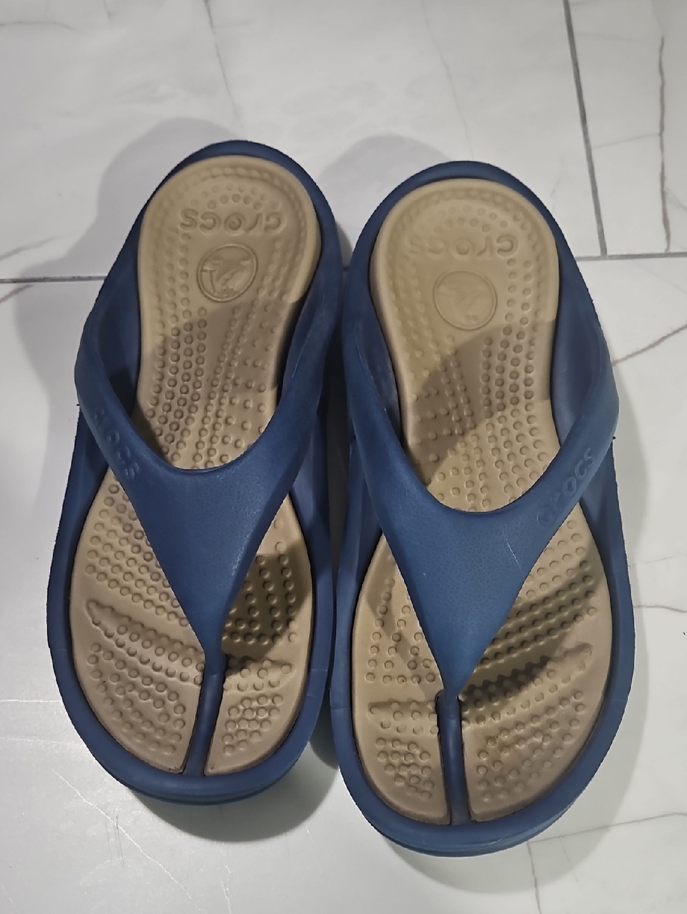 CROCS Navy and Tan Classic Foam Thong Sandals